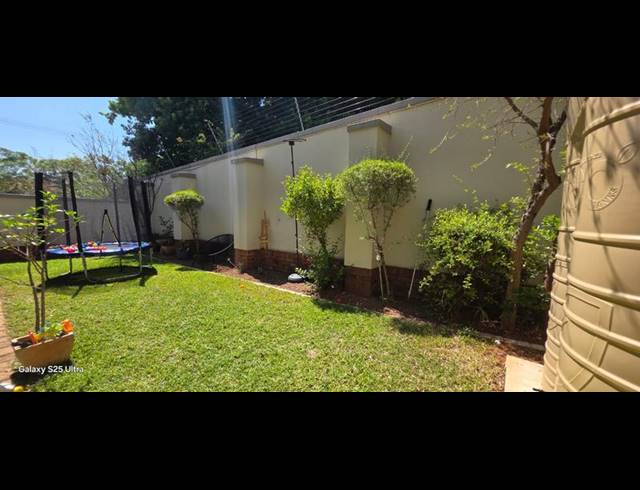 3 BEDROOM CLUSTER FOR SALE IN FERNDALE